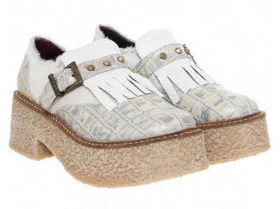 Zapatos Since blanco con flecos de Heyas